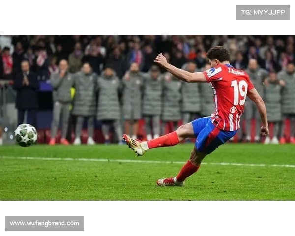 从裁判判罚角度解析哈弗茨点球为何被判无效的具体原因