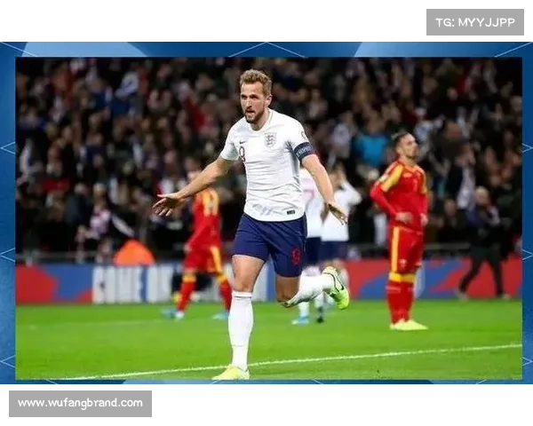 哈里凯恩的足球征程与全球影响力分析 逐梦之路与历史成就解读 哈里凯恩的足球征程与全球影响力分析 逐梦之路与历史成就解读