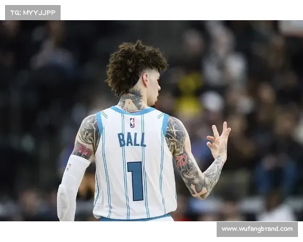 拉梅尔鲍尔三球背后不为人知的成长故事与NBA征途揭秘