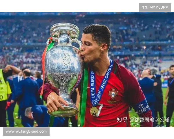 如何全方位追踪罗纳尔多五金荣耀与辉煌成就的历程